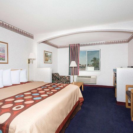 Days Inn By Wyndham Phoenix West Eksteriør bilde