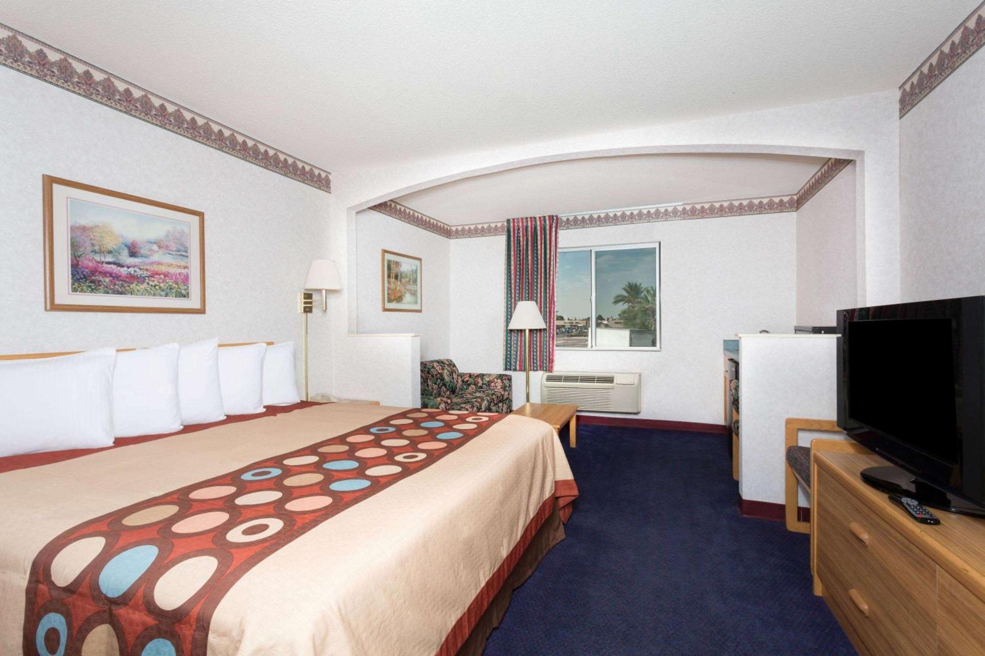 Days Inn By Wyndham Phoenix West Eksteriør bilde